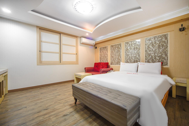 Bedroom 2, Jangheung Piano, Jangheung