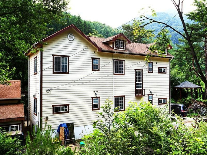 4, Jecheon Mountain, Vally and Me Pension, Jecheon