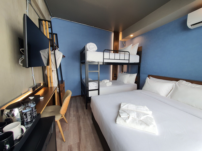 Bedroom 15