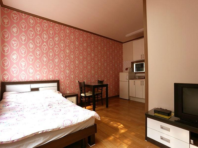 Bedroom 4, Jecheon Mountain, Vally and Me Pension, Jecheon