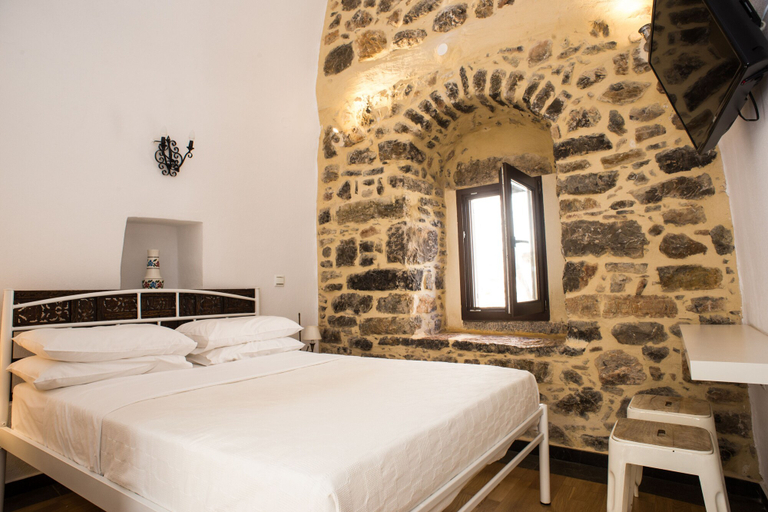 Bedroom 3, Lida Mary, North Aegean