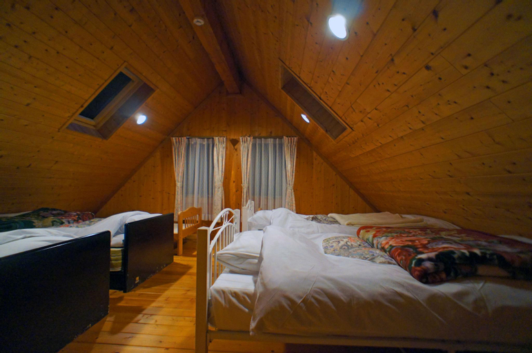 Bedroom 2, HARUNA LODGE Wood house in Nasu plateau. Starry sk - HARUNA LODGE, Nasu