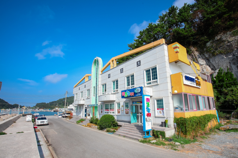 4, Namhae Mijo Resort Pension, Namhae