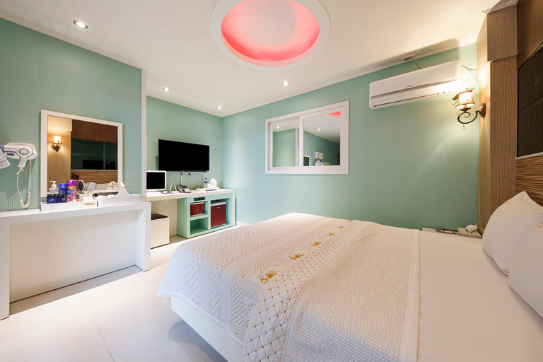 2, Hadong Hole in One Motel, Hadong