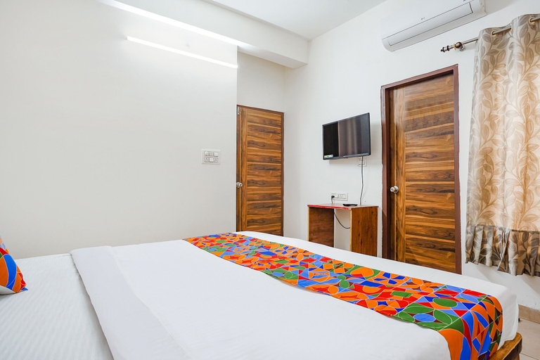 Bedroom 2, Fabexpress Gulmohar Grande, Bhopal