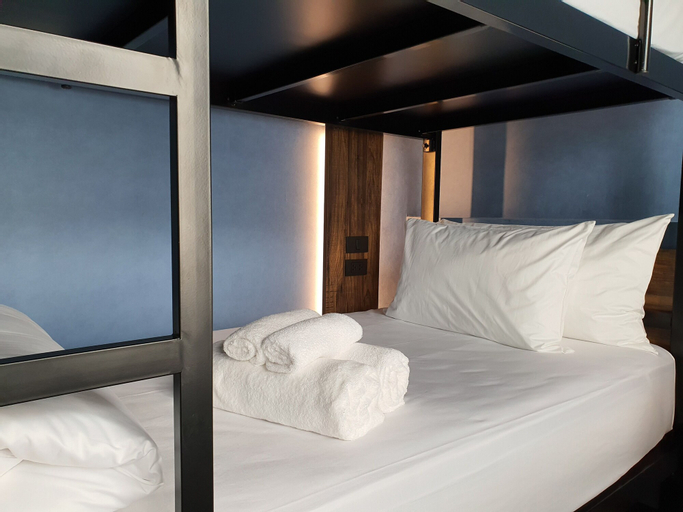 Bedroom 14