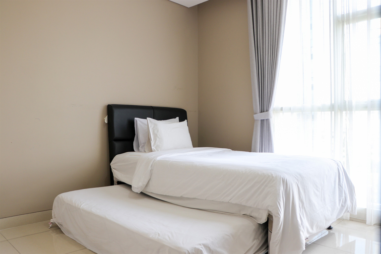 Bedroom 3, Stretegic and Elegant 2BR at Ciputra International Apartment By Travelio, Jakarta Barat
