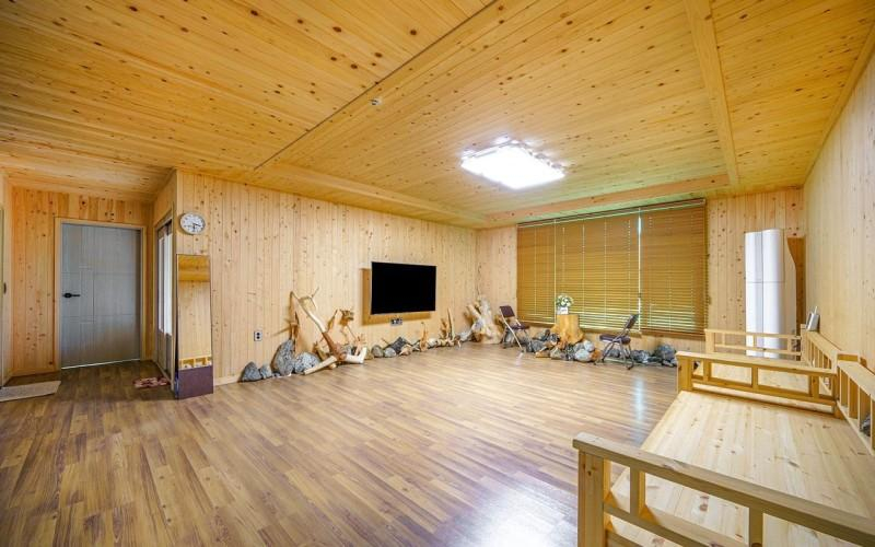 2, Mungyeong Dongro Forest Pension, Mungyeong