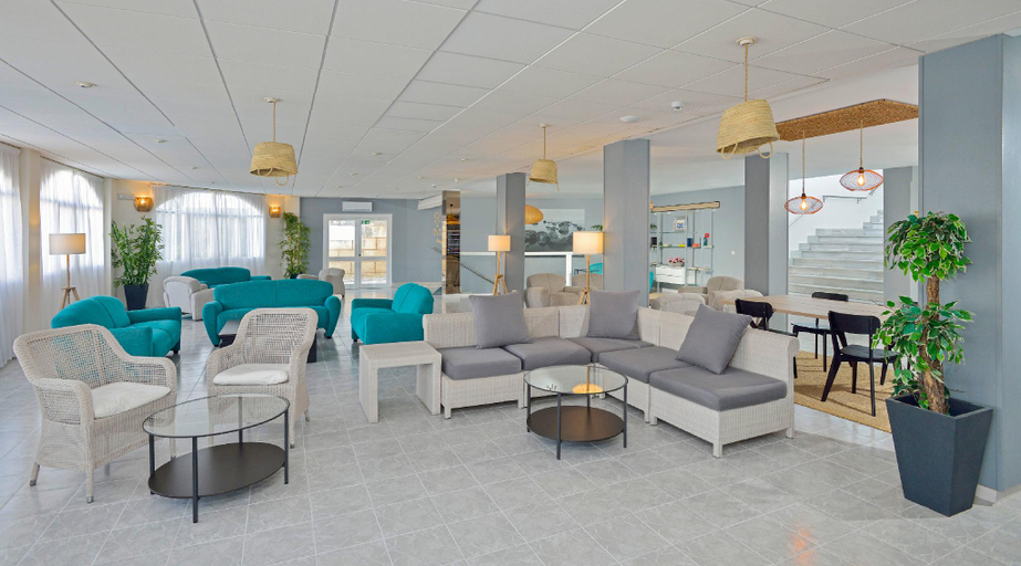 Public Area 3, Sol Lunamar Palmanova Apartamentos – Adults Only, Baleares