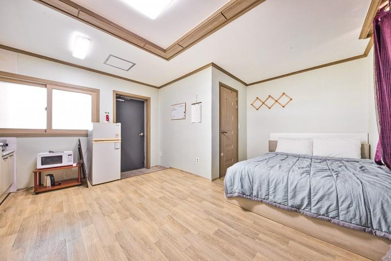 Bedroom, Taean Hakampohae glycation pension, Taean