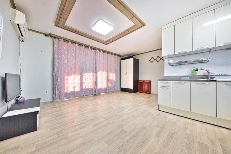 Others 5, Taean Hakampohae glycation pension, Taean