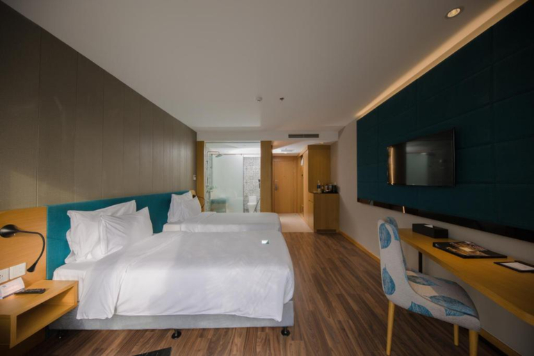 Quinter Central Nha Trang Room Type - Deluxe Room