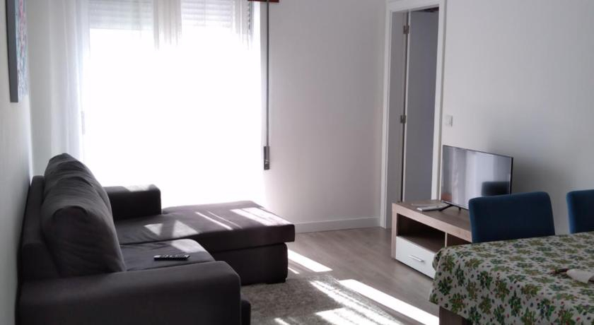 Bedroom, Alojamento Almirante, Viseu