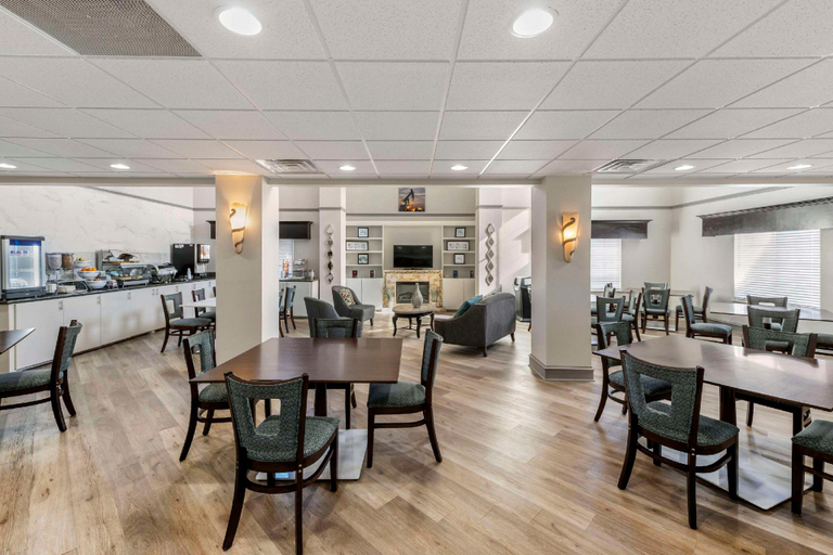 Food & Drinks 5, Comfort Inn & Suites Andrews, Andrews