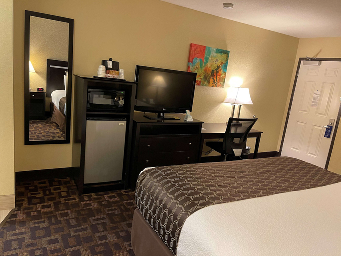 Bedroom 28