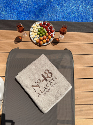 Food & Drinks 5, No 48 Alaçatı, Çeşme