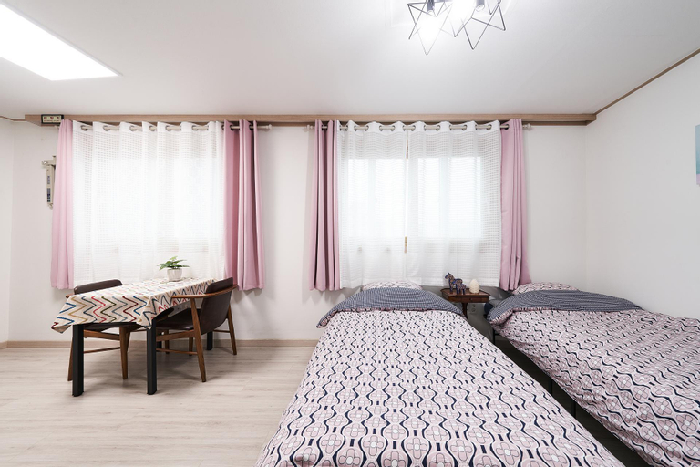 Sweet Stay at Joy's 5(dongdaemun h&c park station), Jung