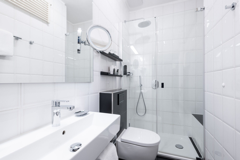 Bathroom 3