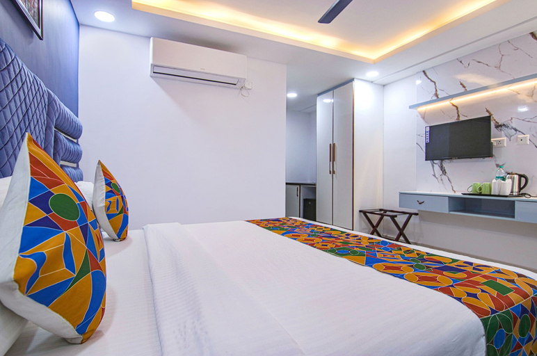 Bedroom 2, Fabhotel Satyam International, Gautam Buddha Nagar