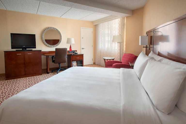 Bedroom 4, Long Island Marriott, Nassau