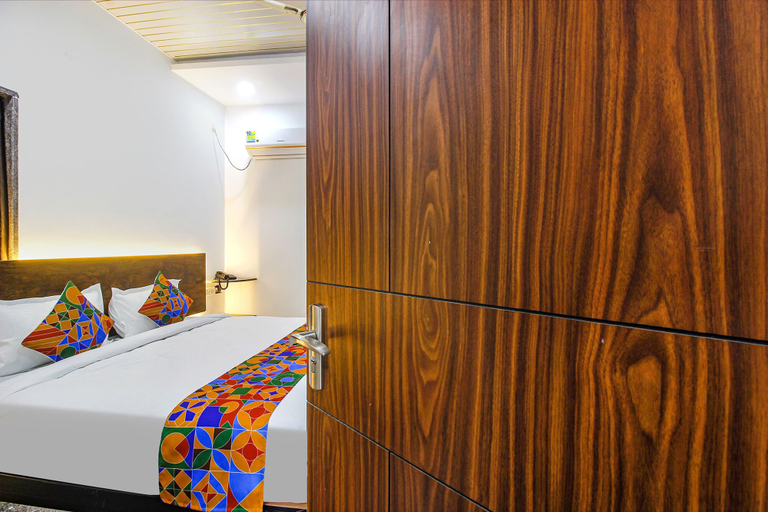 Bedroom 2, Via Dark Inn - Nr Golkonda Fort, Hyderabad