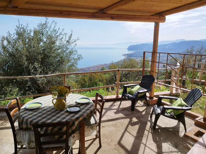Others 4, Agriturismo Monte Alto, Messina