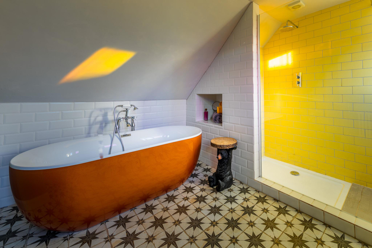 Bathroom 2, The Sheppey Inn, Somerset