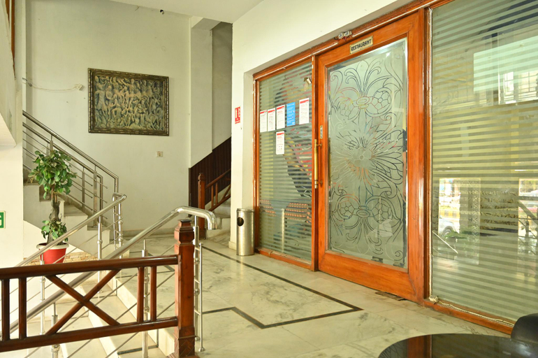 Public Area 2, Abhi International Hotel, Pathankot