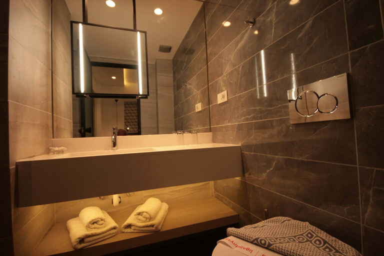 Bathroom 4, Castro Beach Hotel, Crete