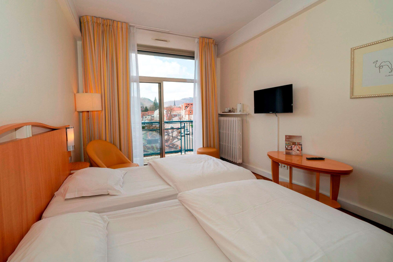 Bedroom 3, Grand Hotel Filippo, Bas-Rhin