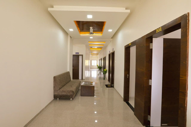Others 4, Hotel KV Pride, Buldana