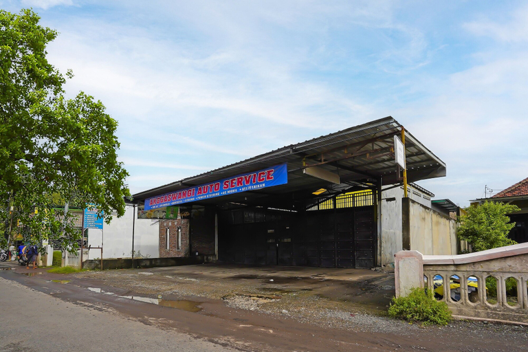 Exterior & Views 1, Hotel O Kost Auto Syariah Anggaswangi, Sidoarjo