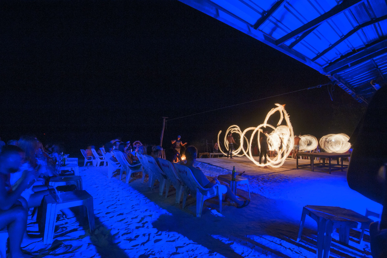 Food & Drinks 5, Twin Palms Hostel Phi Phi, Mueang Krabi