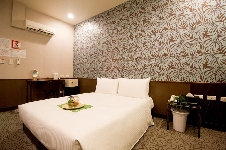Bedroom 14