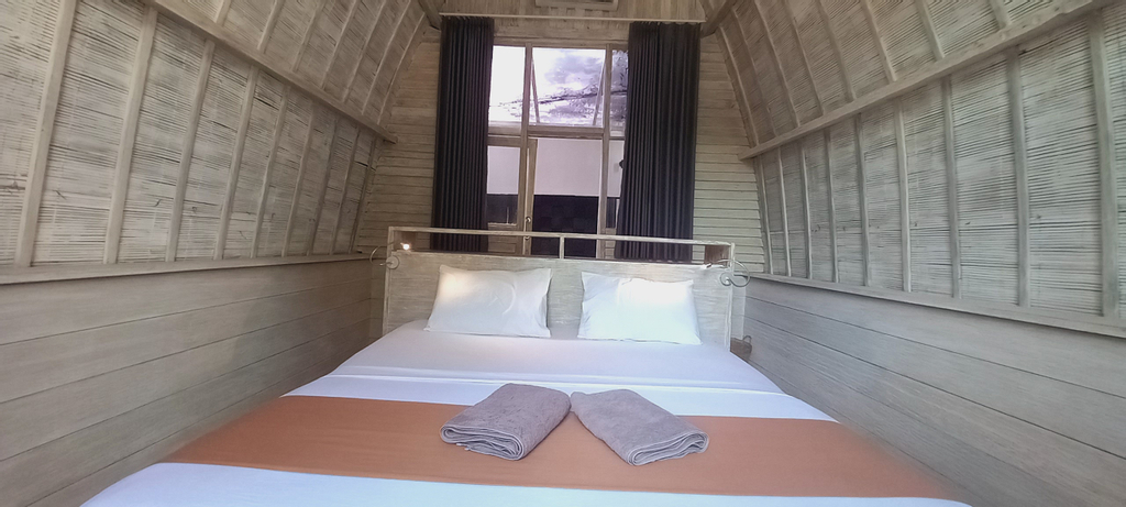 Bedroom 18