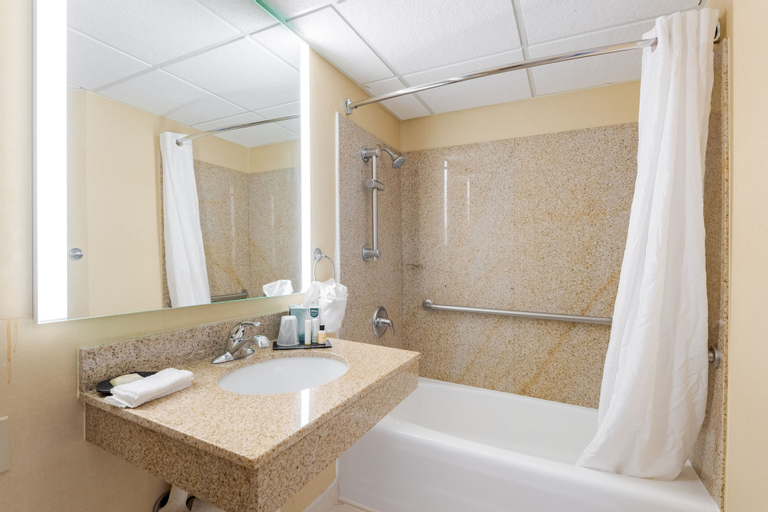 Bathroom 4
