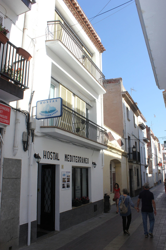Exterior & Views 2, Hostal Mediterráneo, Girona