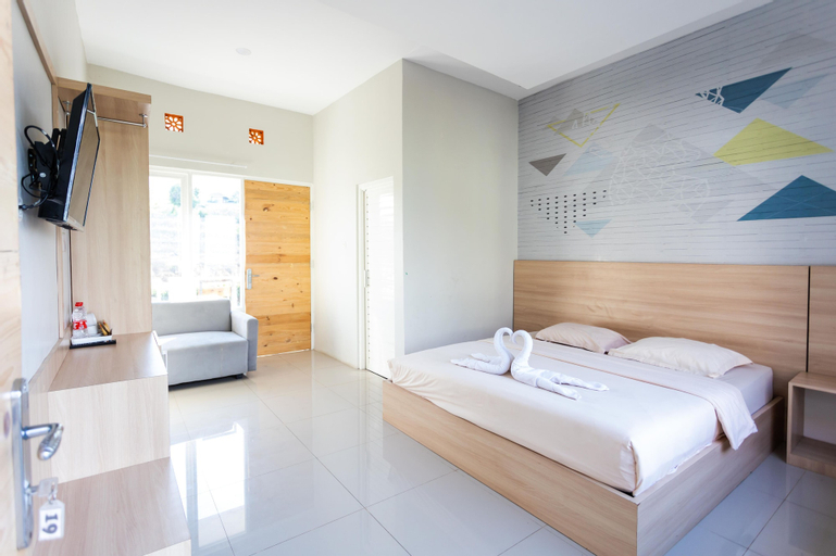 Bedroom 12