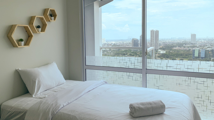 Others 3, Comfy and Elegant Studio at Puri Mansion Apartment By Travelio, Jakarta Barat