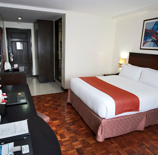 Bedroom 18