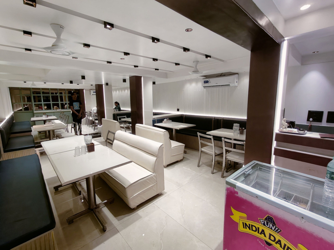 Food & Drinks 5, Hotel Anand Palace, Ahmadnagar