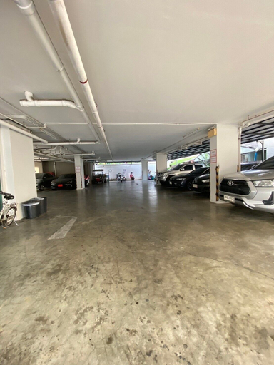 Public Area 4, Pannapat Place, Chatuchak