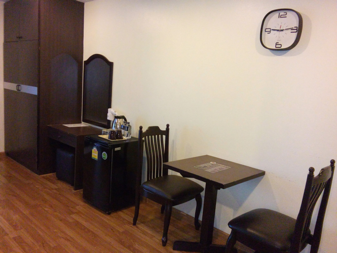 Dining Room 3