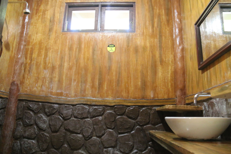 Bathroom 3, Sentosa Villa, Larut and Matang