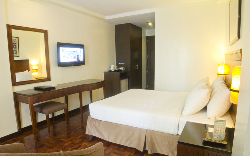 Bedroom 13