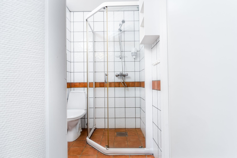 Bathroom 5, Birkebeineren Hotel & Apartments, Lillehammer