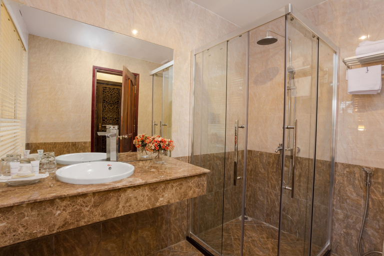 Bathroom 5, Xaysomboun Hotel & Spa, Vientiane