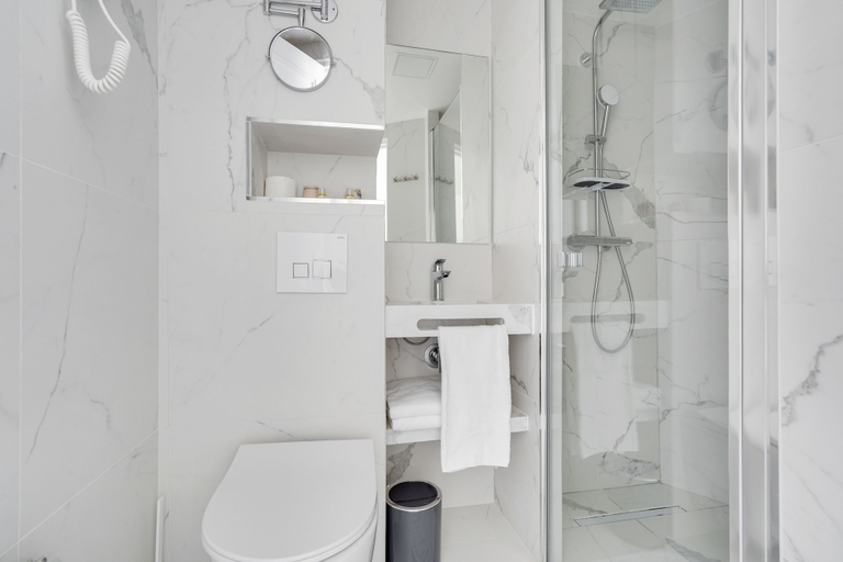 Bathroom 4, Hôtel Joli Môme, Paris
