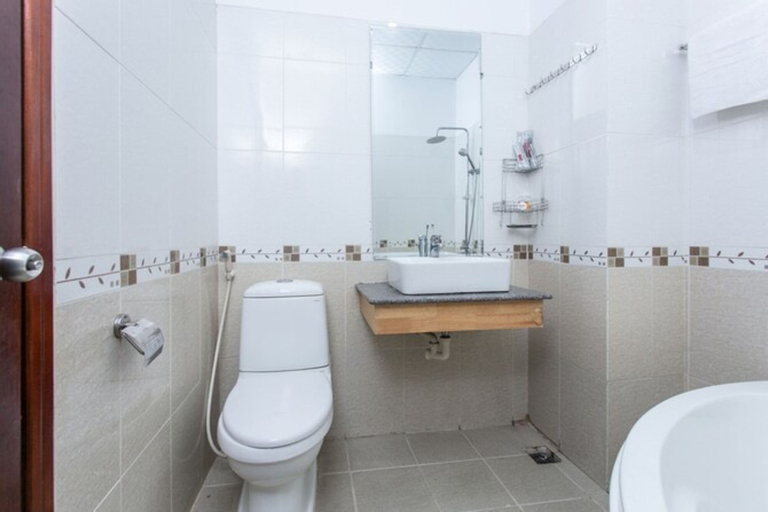 Bathroom 2