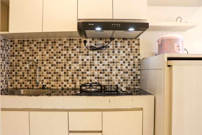 Others 4, Nice and Homey Studio Tokyo Riverside PIK 2 Apartment By Travelio, Tangerang